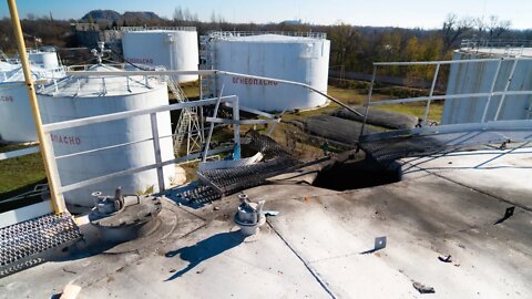 L'Ukraine envoit un drone kamikaze sur un dépôt de produits pétroliers à Donetsk - 27.10.2021