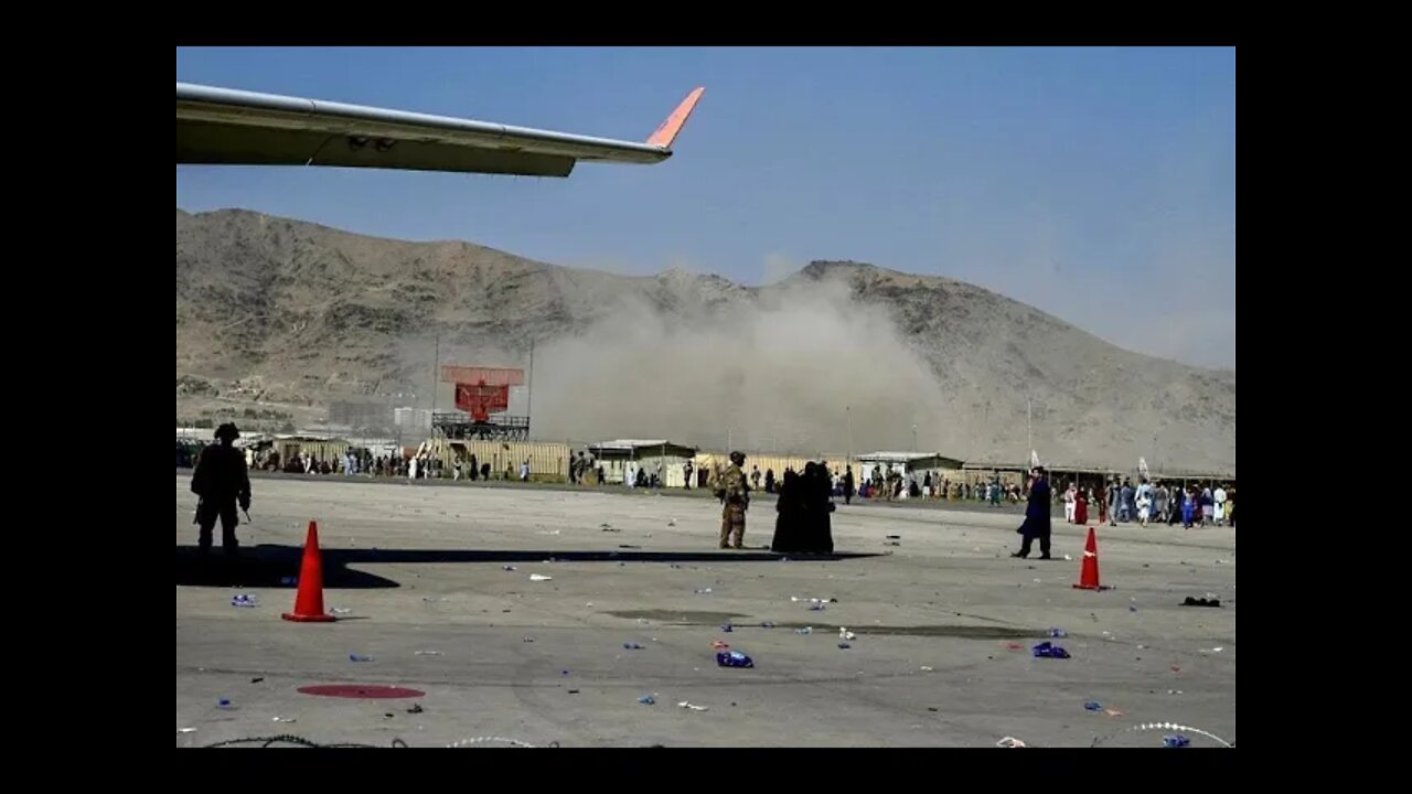 Afghanistan, double kamikaze attack at Kabul Airport