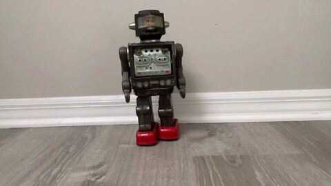 Win this vintage Horikawa astronaut for Free!!