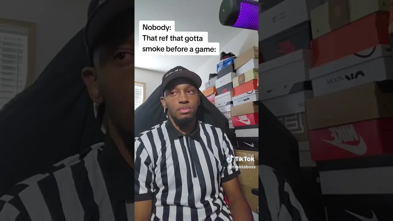 THAT ONE REFEREE THAT IS BAD! 😂😂😂