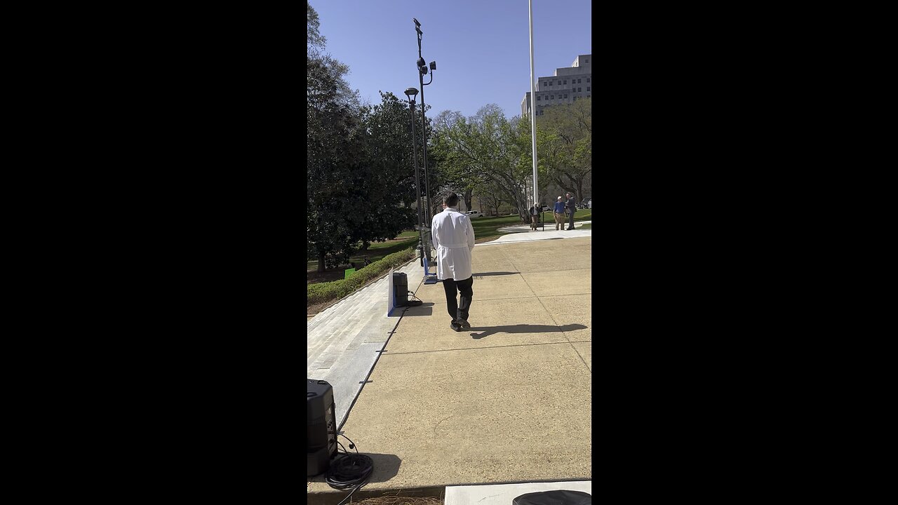 Dr Jim Thorp Speaks at the Mississippi State Capitol COVID19 Medical Freedom Rally