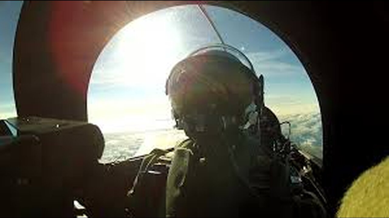 Ukraine Air Force pilot's GoPro view INSIDE THE CABIN