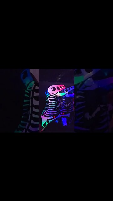 Metrocon Rave | T-rex