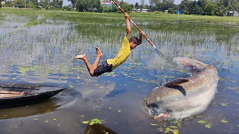 😕Hunting Big Fish From Boat Jumping Style Rutal Expert Fish Catching By Teta.