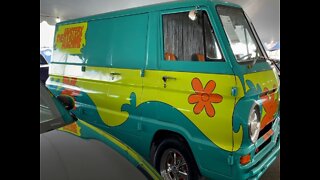 SCOOBY DOO! You can buy a replica Mystery Machine in Arizona - ABC15 Digital