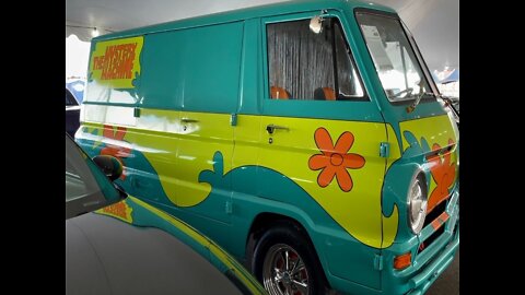 SCOOBY DOO! You can buy a replica Mystery Machine in Arizona - ABC15 Digital