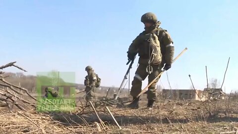 Russian Sappers Clear Mines In Yasinovatsky District