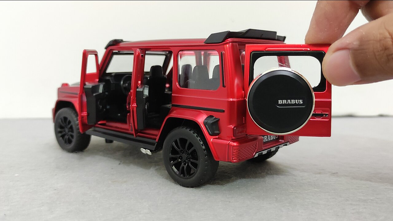 Unboxing of Mercedes AMG G3 | 1:24 Scale | REALISTIC Model Car