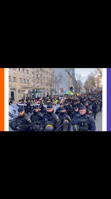Cops In France Finally Join The People In Week 32