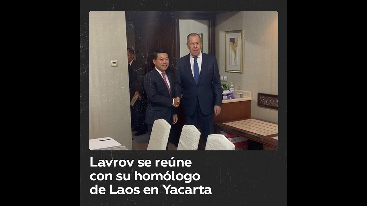 El canciller ruso se reúne con su homólogo de Laos en Yakarta