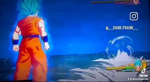 Goku SS Blue vs Golden Frieza