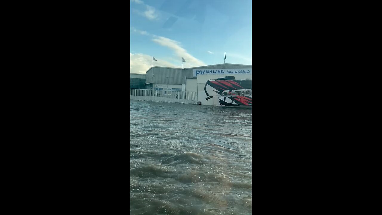 when too much rain in Dubai ⛈️