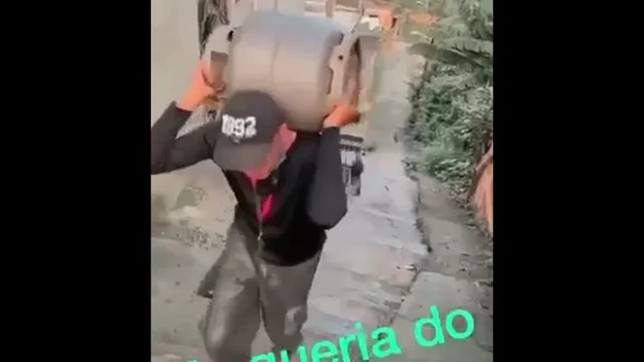 POXA SACANAGEM EU QUERIA DO AZUL E AGORA COMO FICA ? ( MEME ) ( MEMES ) ( VIRAL ) #shorts #rir #top