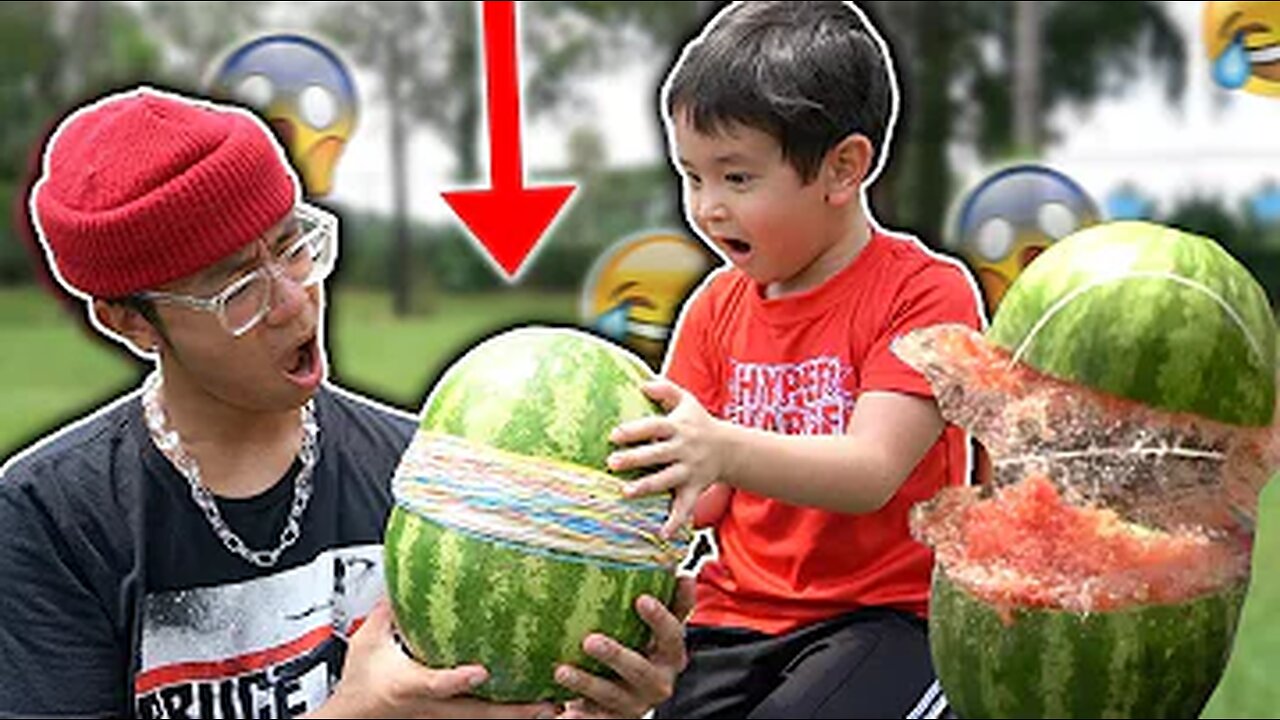 WATERMELON vs 500 RUBBER BANDS!! **little brother**