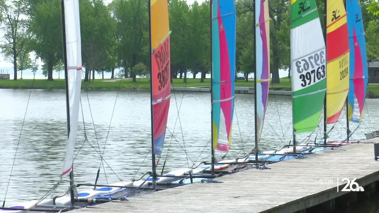 Oshkosh instructors share important safety tips with boaters