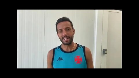 Nenê convocando a galera pra assistir o novo quadro da Vasco TV: "VASCAÍNOS E VASCAÍNAS"