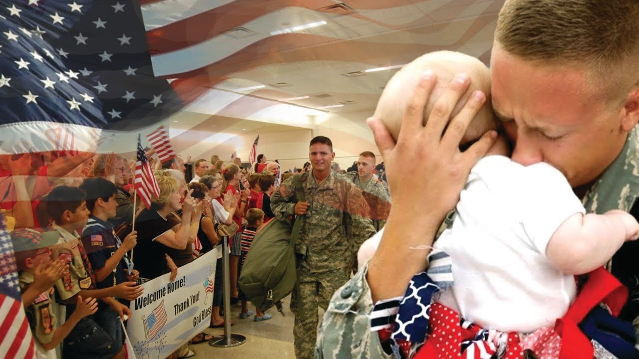 Top Emotional Moments of Soldiers Returning Home