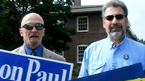 Ron Paul supporters at the CNN GOP NH debate.AVI