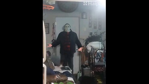 Micheal Myers dancing