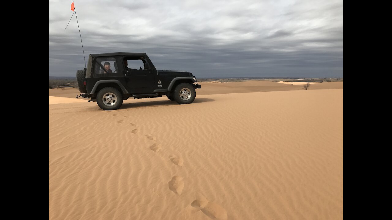 Little Sahara jeeping