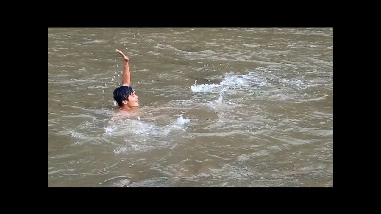 khola ley bagayo vai laiðŸ˜