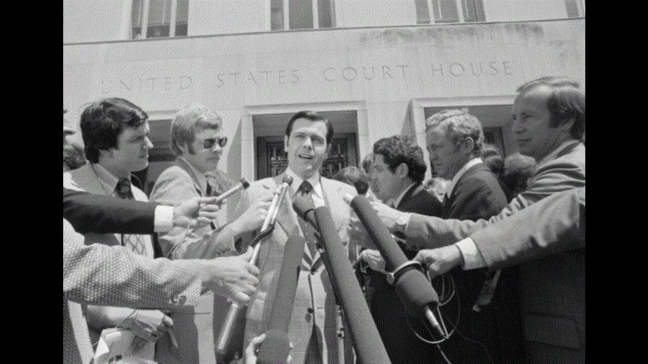 From One of His Trusted Aides, Richard Nixon Up Close