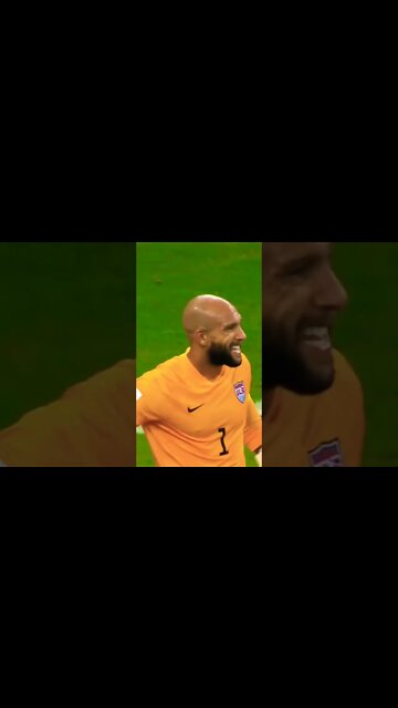 The Secretary of Defense 🇺🇸 Some of TimHowardGK's best moments for the USMNT at the FIFAWorldCup