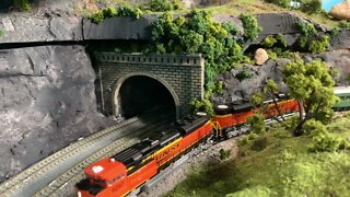 N Scale Aces pulling a passenger train out of Glacier pass