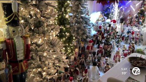 92-year-old woman helps spread holiday cheer with nutcracker collection