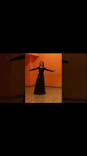 ОЧЕНЬ КРАСИВЫЙ ТАНЕЦ ДЕВУШКИ ПОД ЧЕЧЕНСКУЮ МУЗЫКУ 2022