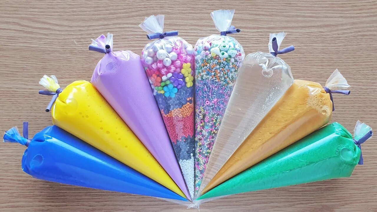 Making Crunchy Slime with Piping Bags #165