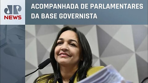 Eliziane Gama entrega relatório da CPMI do 8 de Janeiro a Alexandre de Moraes