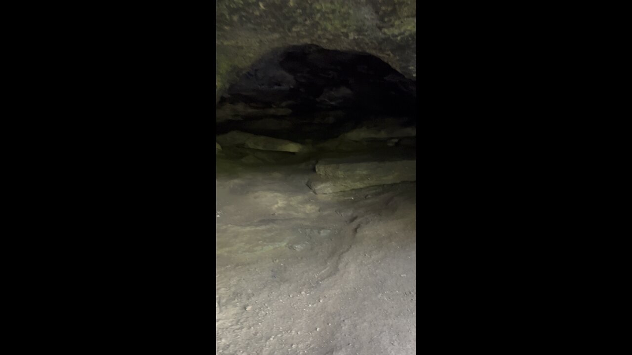 The Hike into Daniel Boone’s Cave!