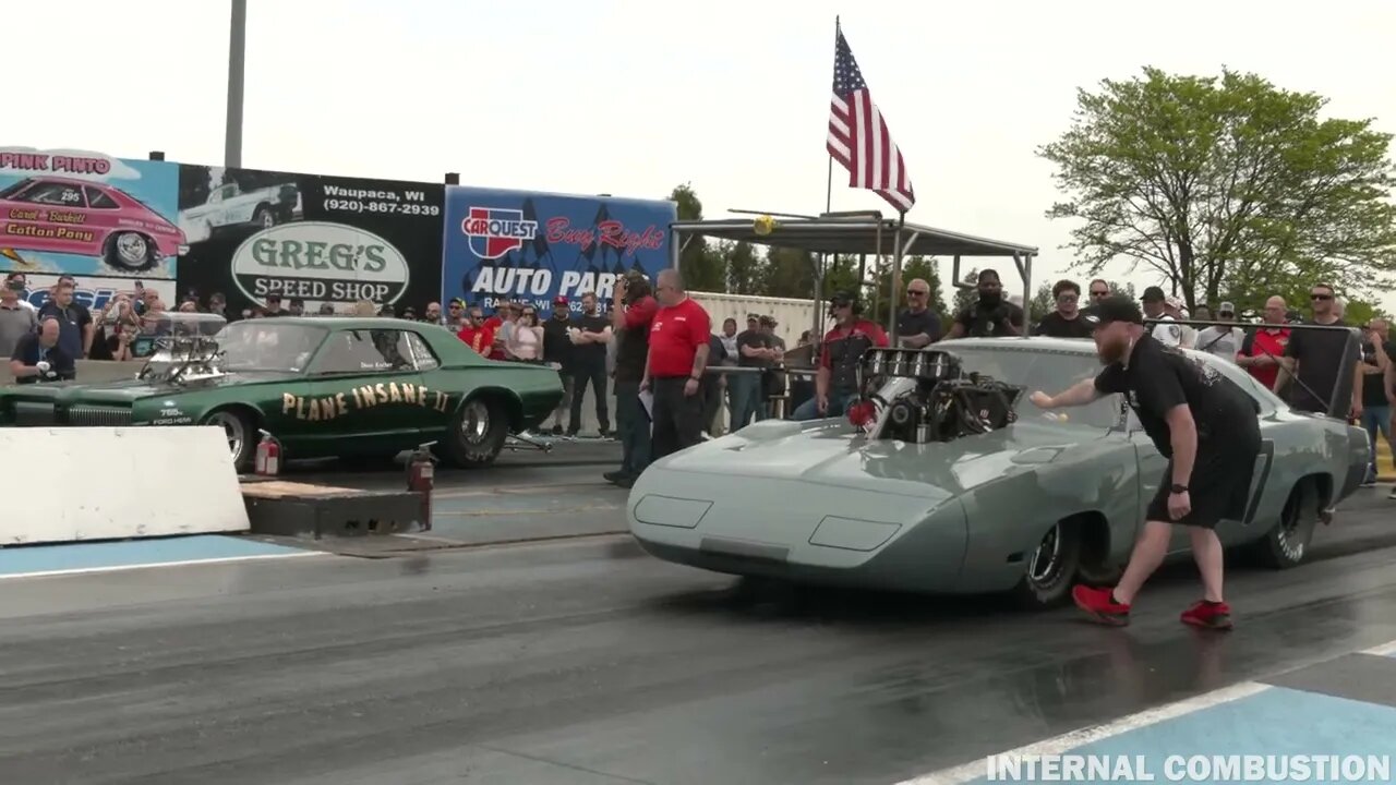 Joe Zolper 1969 Charger Daytona vs 1967 HEMI Cougar "Plane Insane"