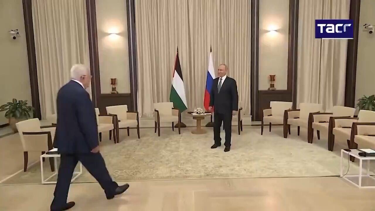 President Mahmoud Abbas meets with President Putin in Russia. More alliances incoming for BRICS!