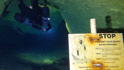 Underwater Cave Diving Florida - Peacock Springs