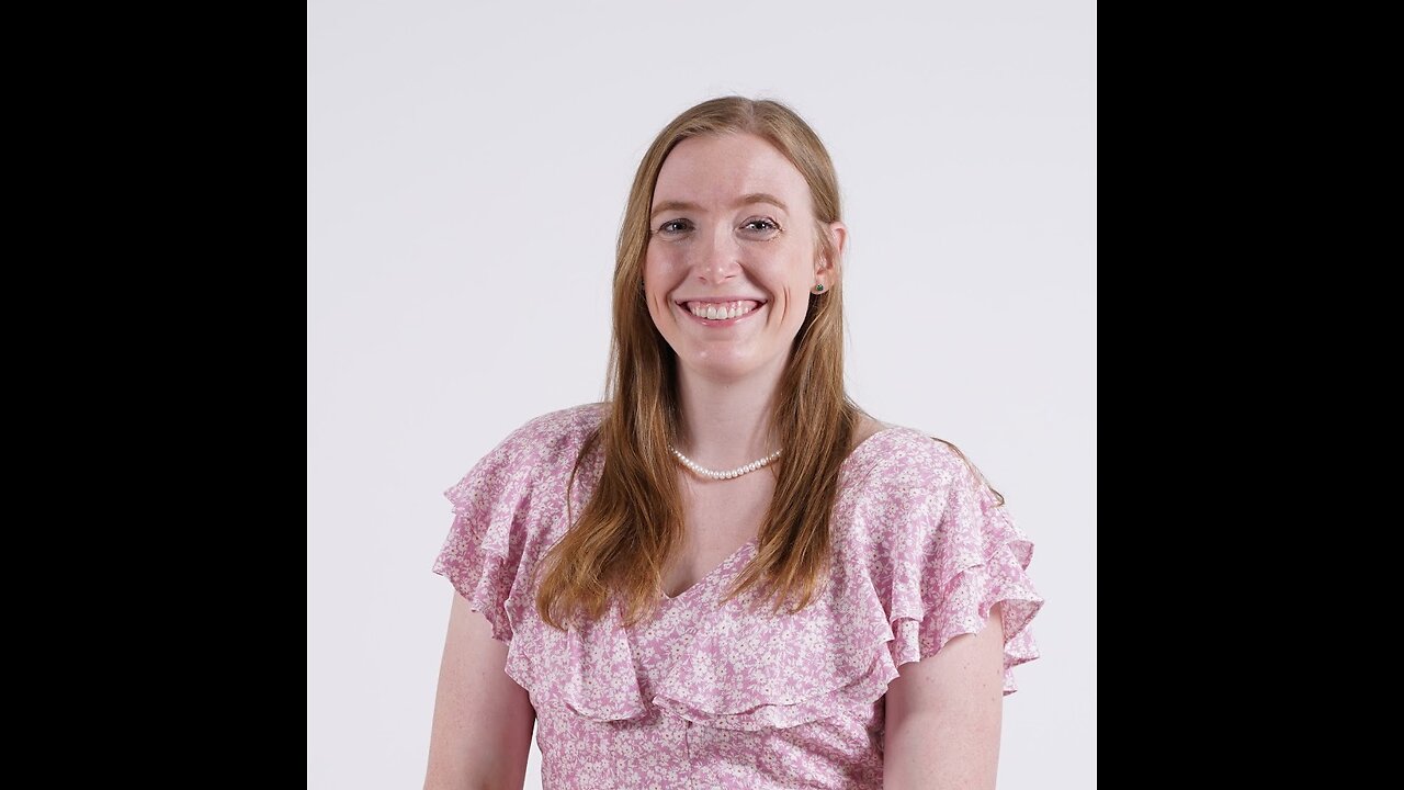 JustPearlyThings Submits To Feminism (Grifters Of The Manosphere)