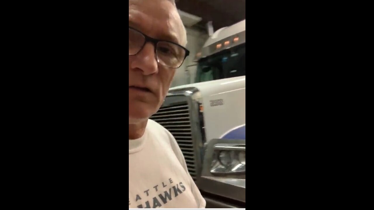 Canada Truck Driver (Lee) speaks candidly about Vax Mandate (language alert)