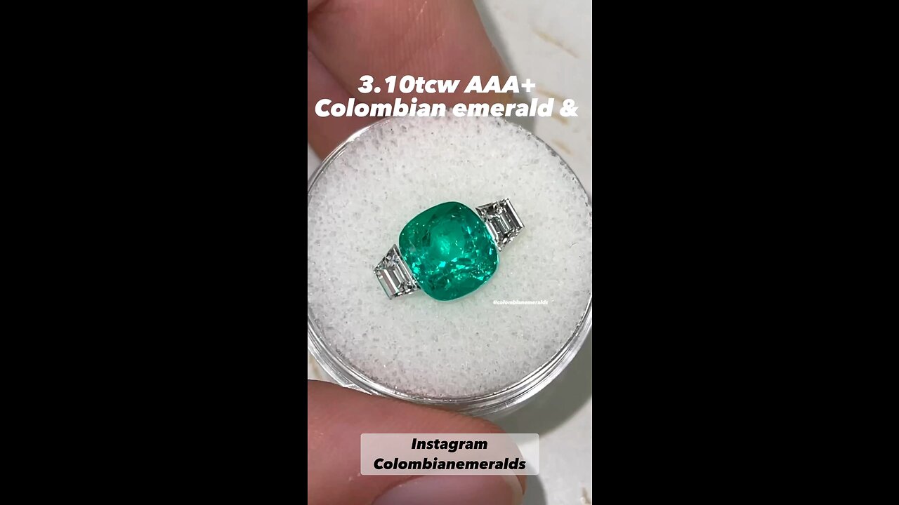 3.10tcw loose pair set of a triple A quality cushion Colombian emerald and Trapezoid diamonds