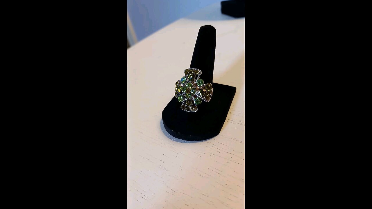 Rhinestone ring