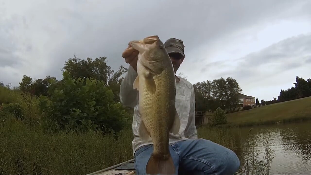 Big bass battle on the Nolichucky River