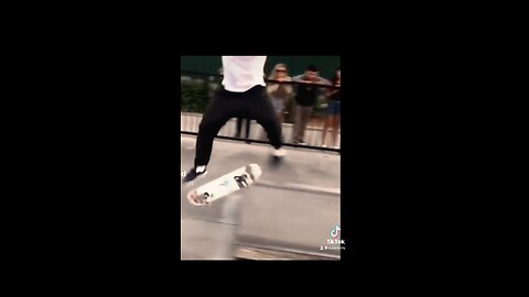 Cool skateboard clip