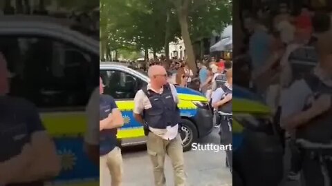 Illegale Montagsdemo in Stuttgart!