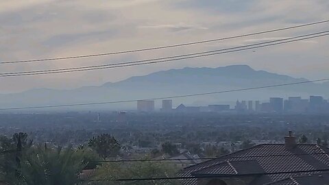 Did you see the smoggy Las Vegas skies today? Check this out! #lasvegas #nfr #weather #travel