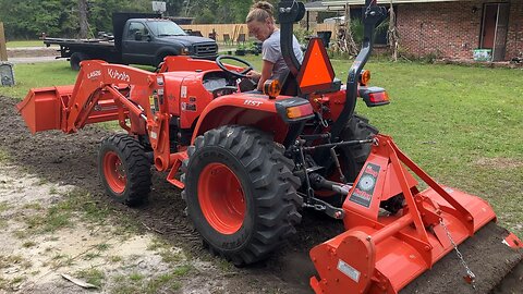 Kubota L2501 Tiller