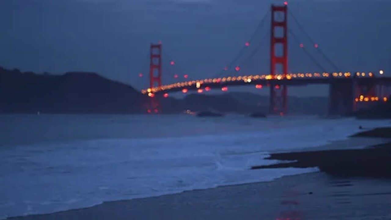 The sounds of the water at Baker Beach