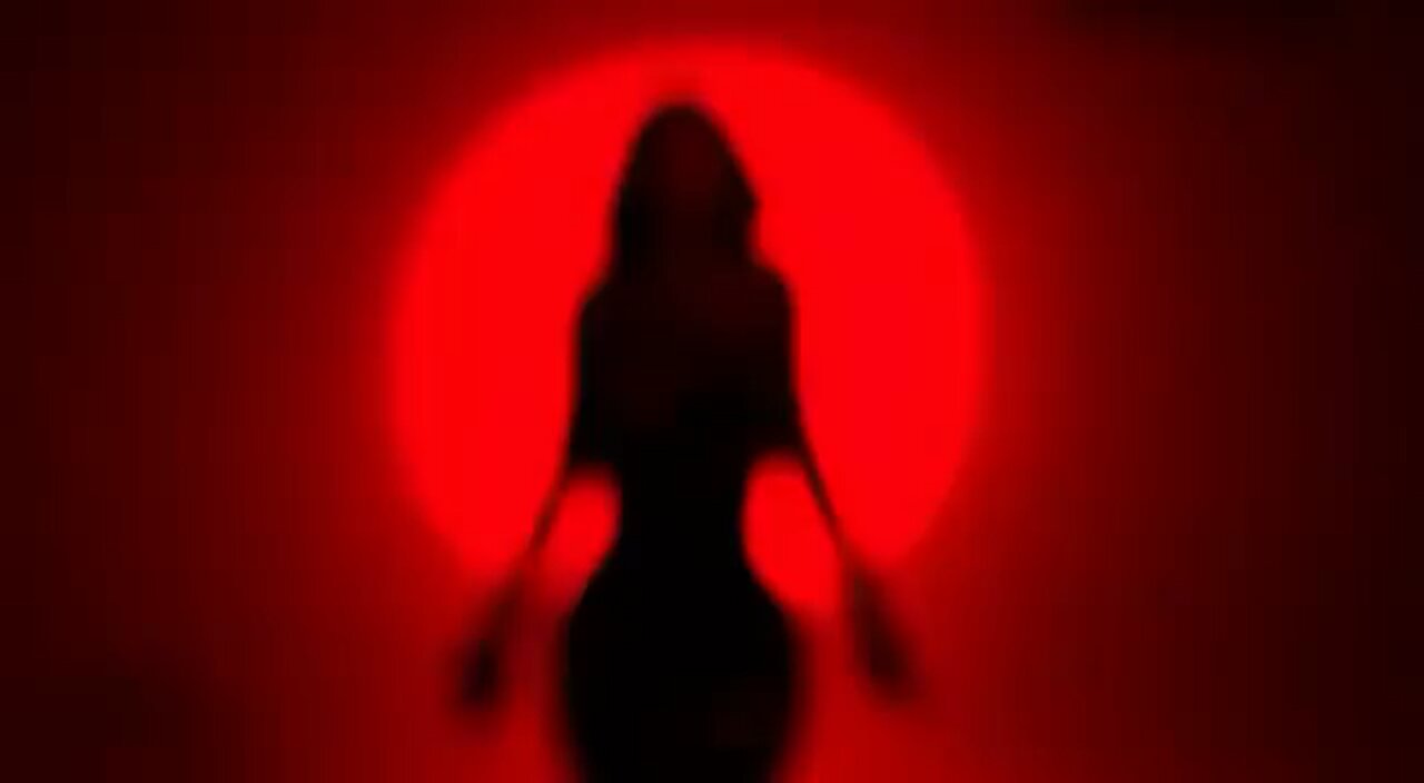 Random Kardashian Satanic Modeling