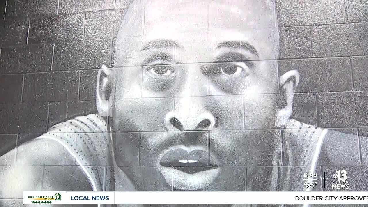 Las Vegas locals commemorate Kobe Day