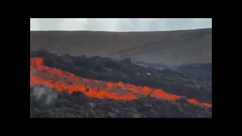 LAV4 VULCÃ8 de La Palma indo para o MAR 😱