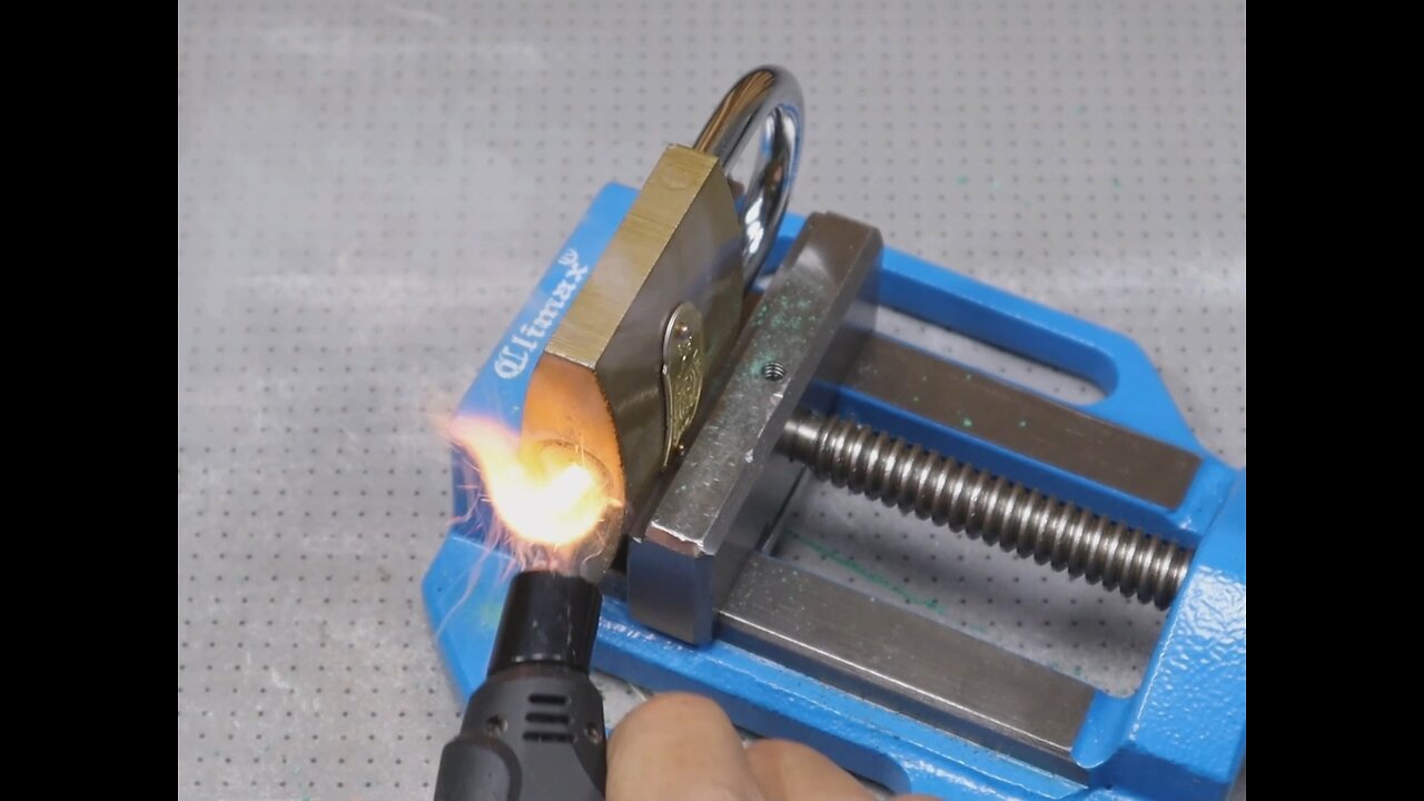 How to Make a Key that Opens any Lock! This man is a Genius!